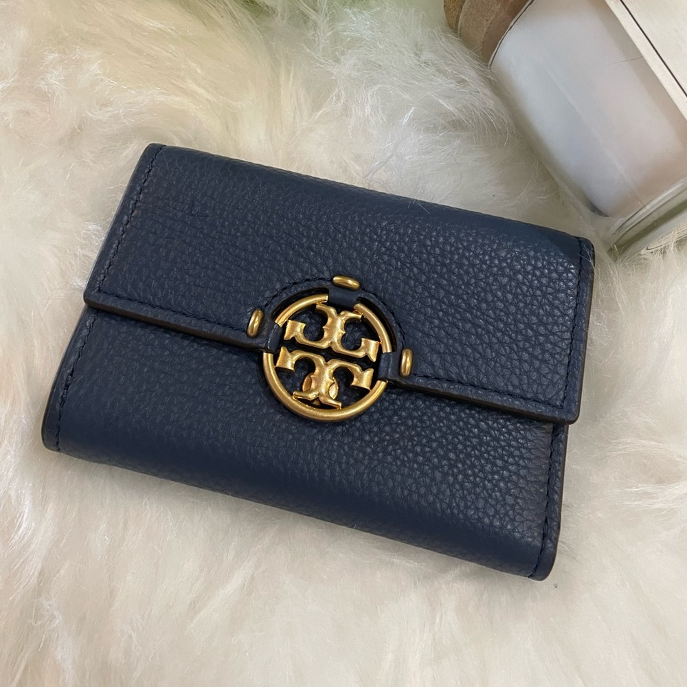 ❤️Tory Burch Miller medium flat wallet❤️